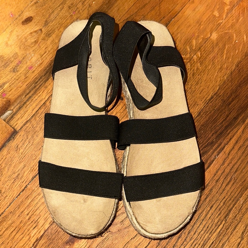 Spirit Black and Tan Sandals with Slingback Strap
